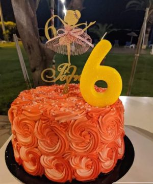 Alternative view of Ξύλινο cake topper μπαλαρίνα με αριθμό ηλικίας και όνομα