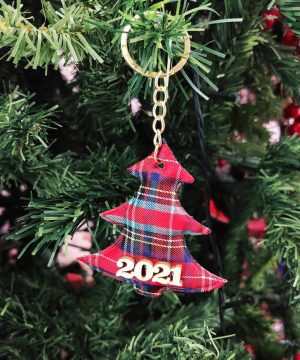 Μπρελόκ γουράκι με υφασμάτινο δεντράκι και ξύλινο 2021