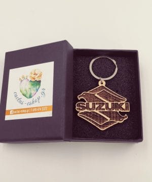 Ξύλινο μπρελόκ Suzuki