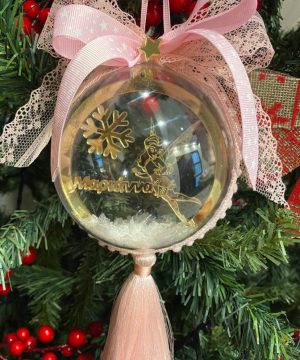 Μπλα πλεξιγκλάς με στοιχείο χρυσό καθρέφτη πλεξιγκλάς , ροζ κορδέλες , χιόνι και ροζ φούντα με όνομα της επιλογής σας