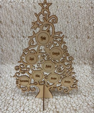 Ξύλινο δεντράκι με ονόματα