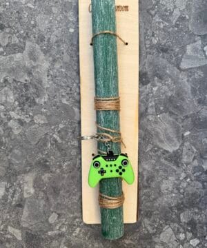 Λαμπάδα με μπρελόκ Game