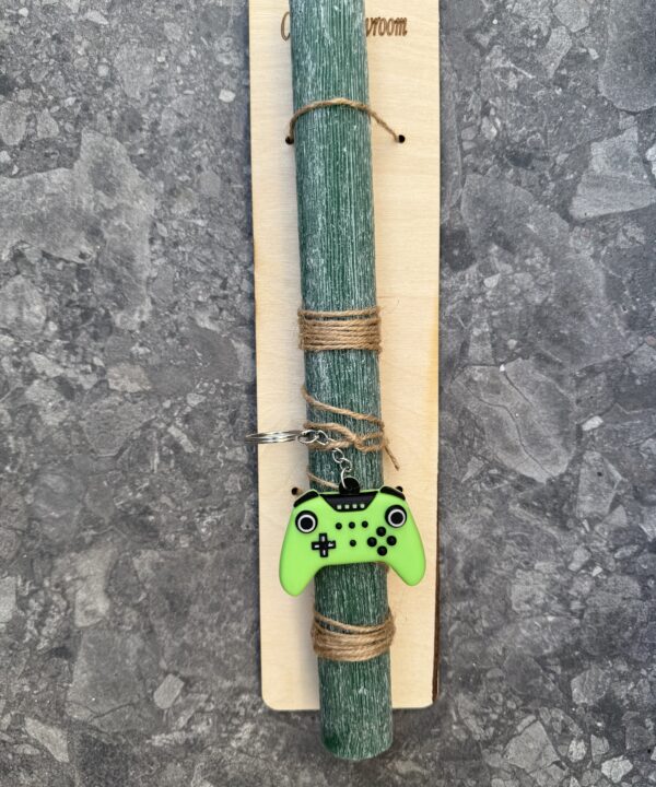 Λαμπάδα με μπρελόκ Game