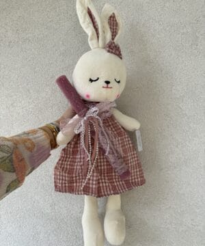 Alternative view of Λαμπάδα διακοσμημένη με λούτρινη κούκλα κουνελάκι 62 εκ