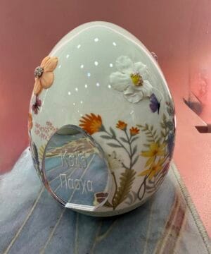 Αυγό φλοράλ με ασημί καλό Πάσχα - μεγάλο - μέντα βάση